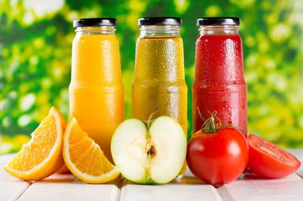 Chia sẻ bí quyết trị mụn hiệu quả từ bên trong với các loại nước ép trái cây