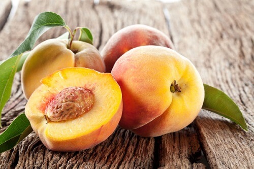 Những loại trái cây ăn vào mùa hè dễ nổi mụn